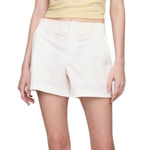 Gap Women’s Mid Rise 5” Inseam Khaki Shorts Size 8 Excellent Condition